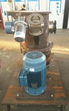 超細(xì)粉碎機(jī)有很多優(yōu)點(diǎn)，不容錯(cuò)過(guò)！